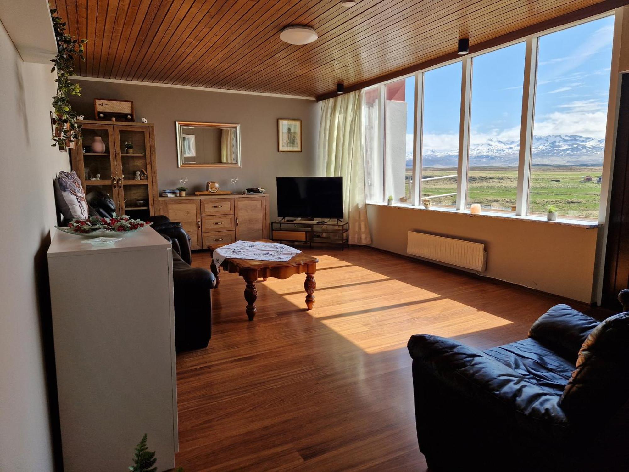 Helgafell Guesthouse 스티키스호르머 외부 사진